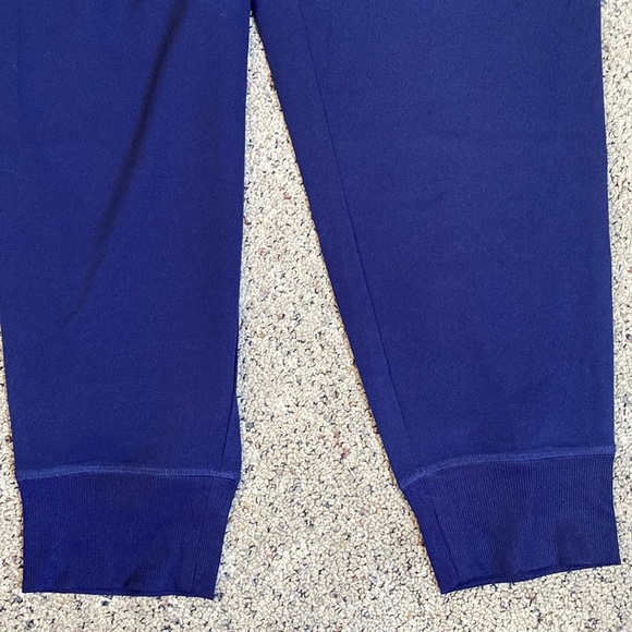 Old Navy Active Women’s Navy Blue Joggers Activewear Sz L NWT - Picture 3 of 8